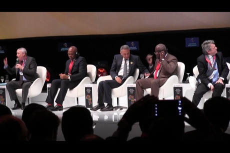 MATHIEU MBOUMBA NZIENGUI  Au forum Afrique développement