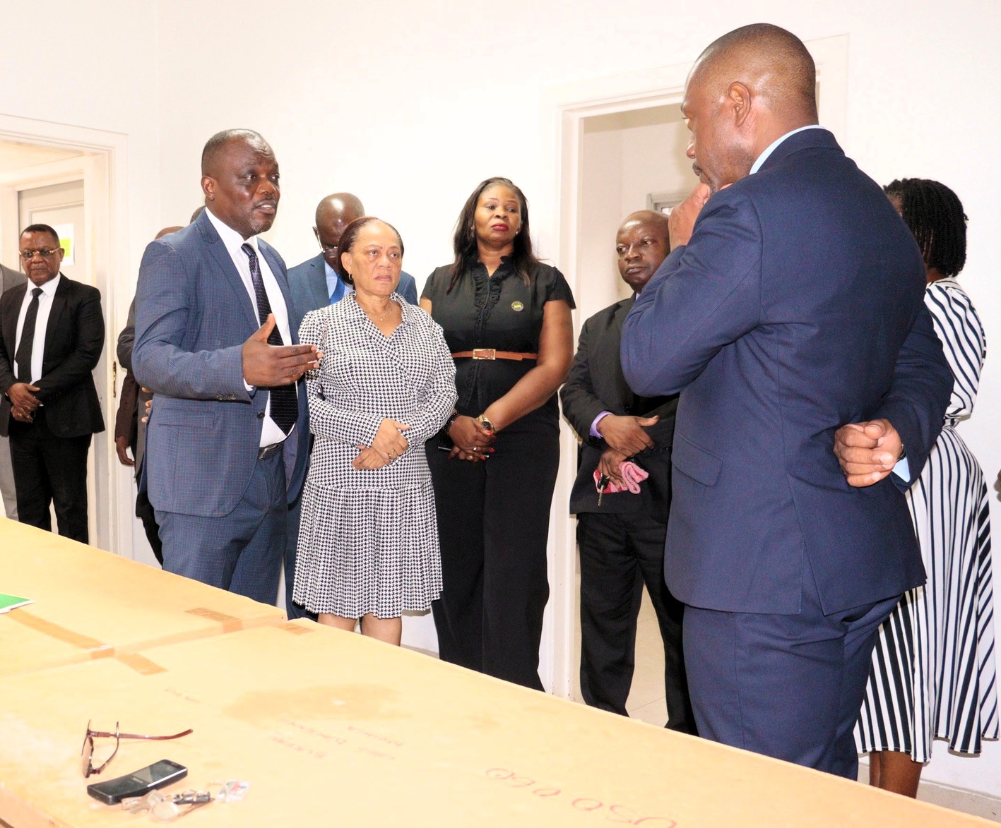 Le Ministre en visite dans les Directions Générales de son département ministériel